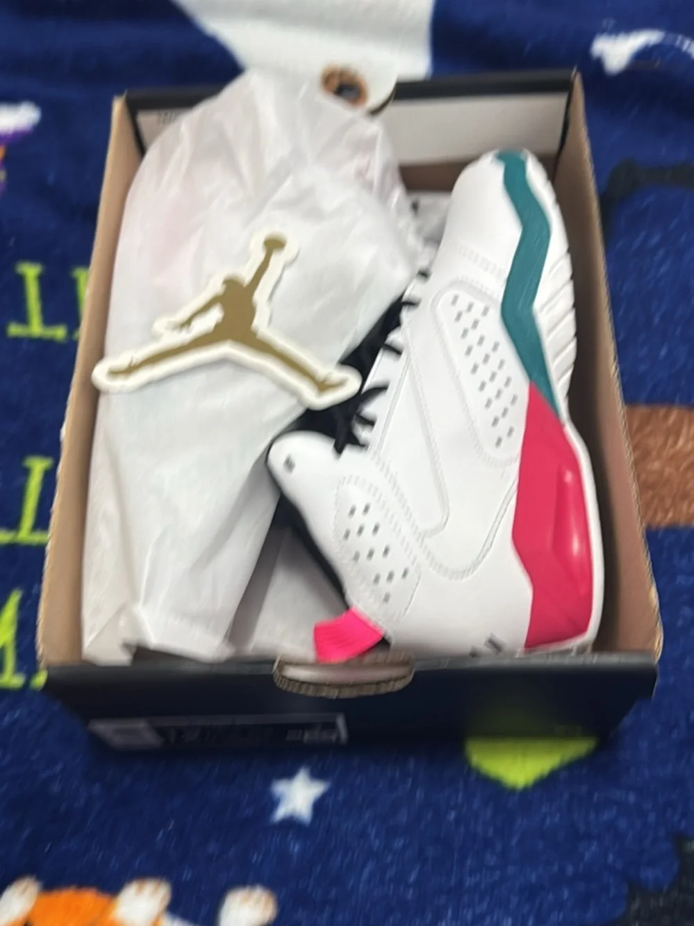 Jordan lift off Kids Basketball Sneakers in White, Teal & Pink